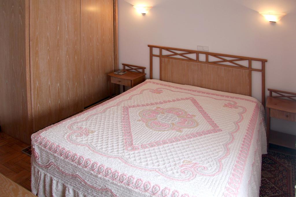 ホテル Residencial Miramar クアルテイラ 部屋 写真